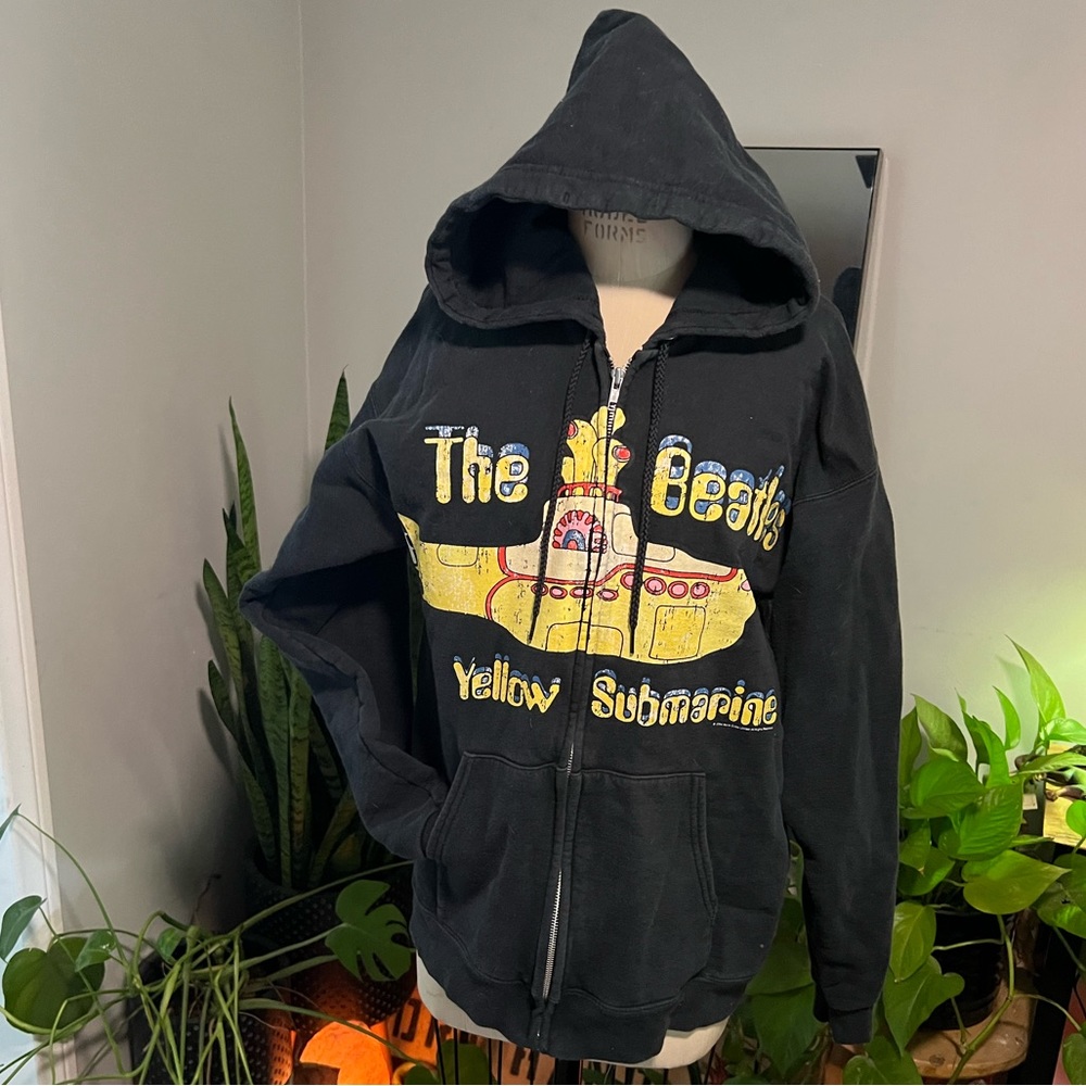 Vintage 2004 The Beatles Yellow Submarine Apple Corps Hoodie Unisex